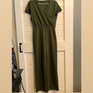Green Short Sleeve Jumper/Jumpsuit